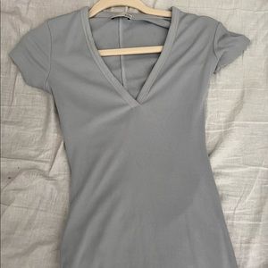 Aritzia Wilfred Free V neck dress